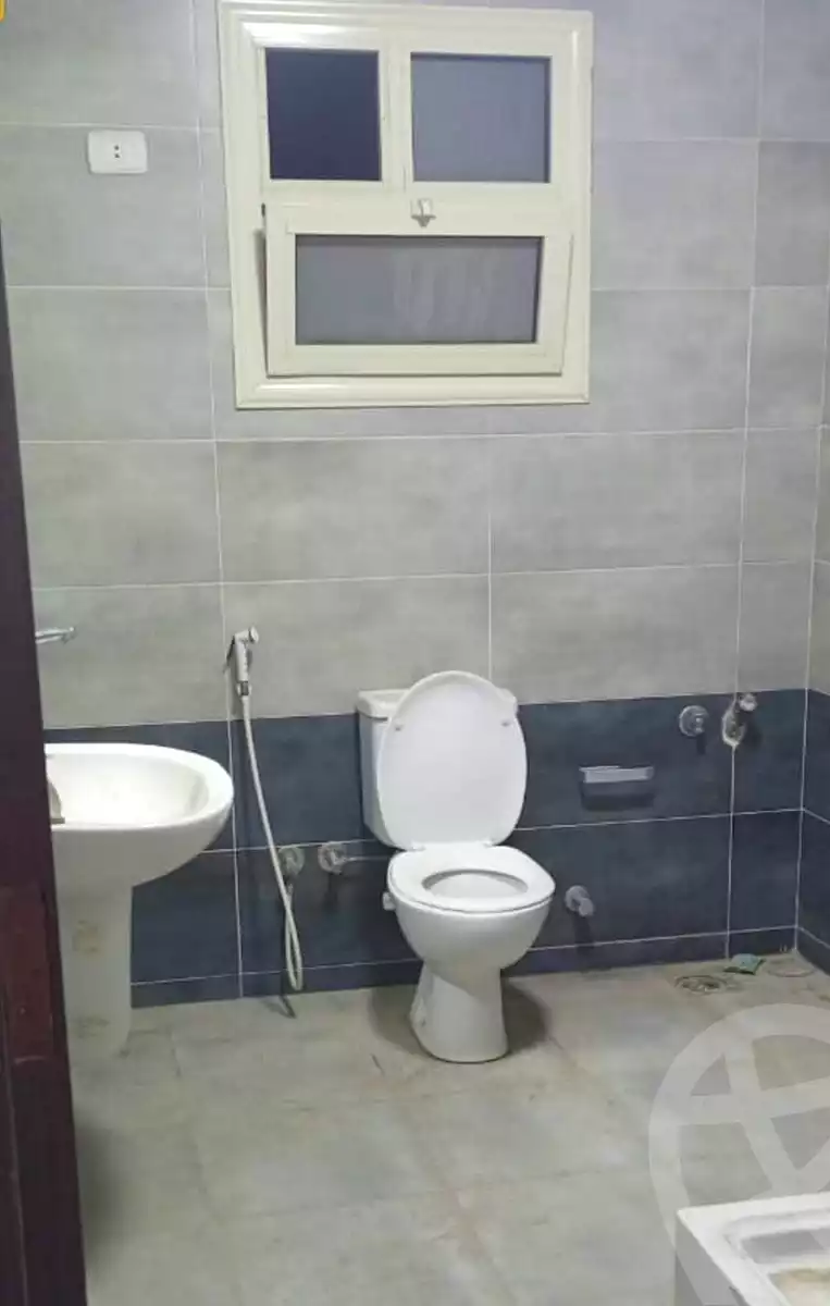 https://aqarmap.com.eg/ar/listing/6653242-for-rent-cairo-mokattam-el-hadabah-el-wosta-rd-lmbhth