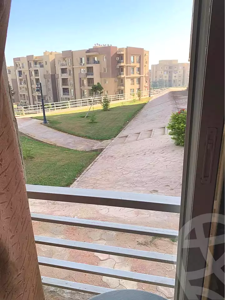 https://aqarmap.com.eg/ar/listing/6653614-for-sale-cairo-6th-of-october-hadaeq-october-compounds-dar-misr