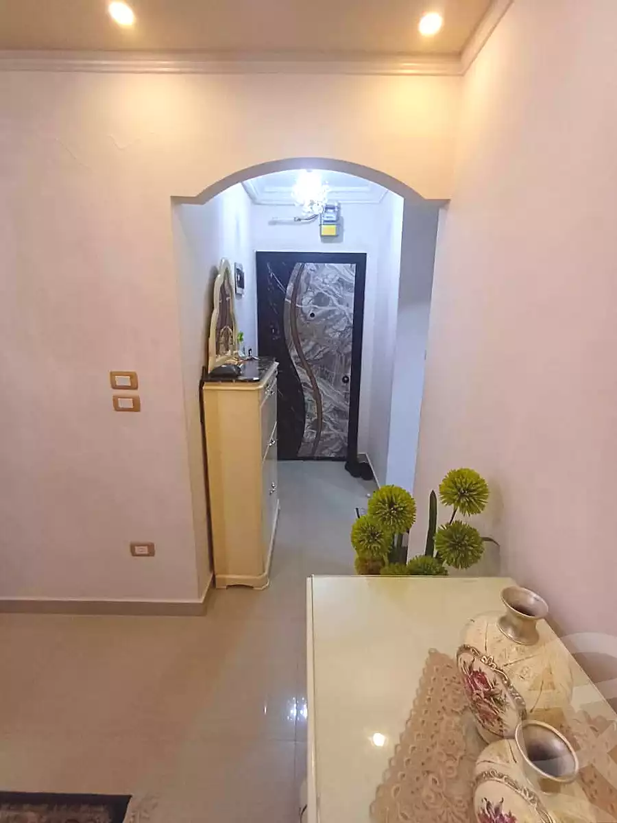 https://aqarmap.com.eg/ar/listing/6654188-for-sale-alexandria-sydy-bshr-sydy-bshr-qbly-rd-lfdly