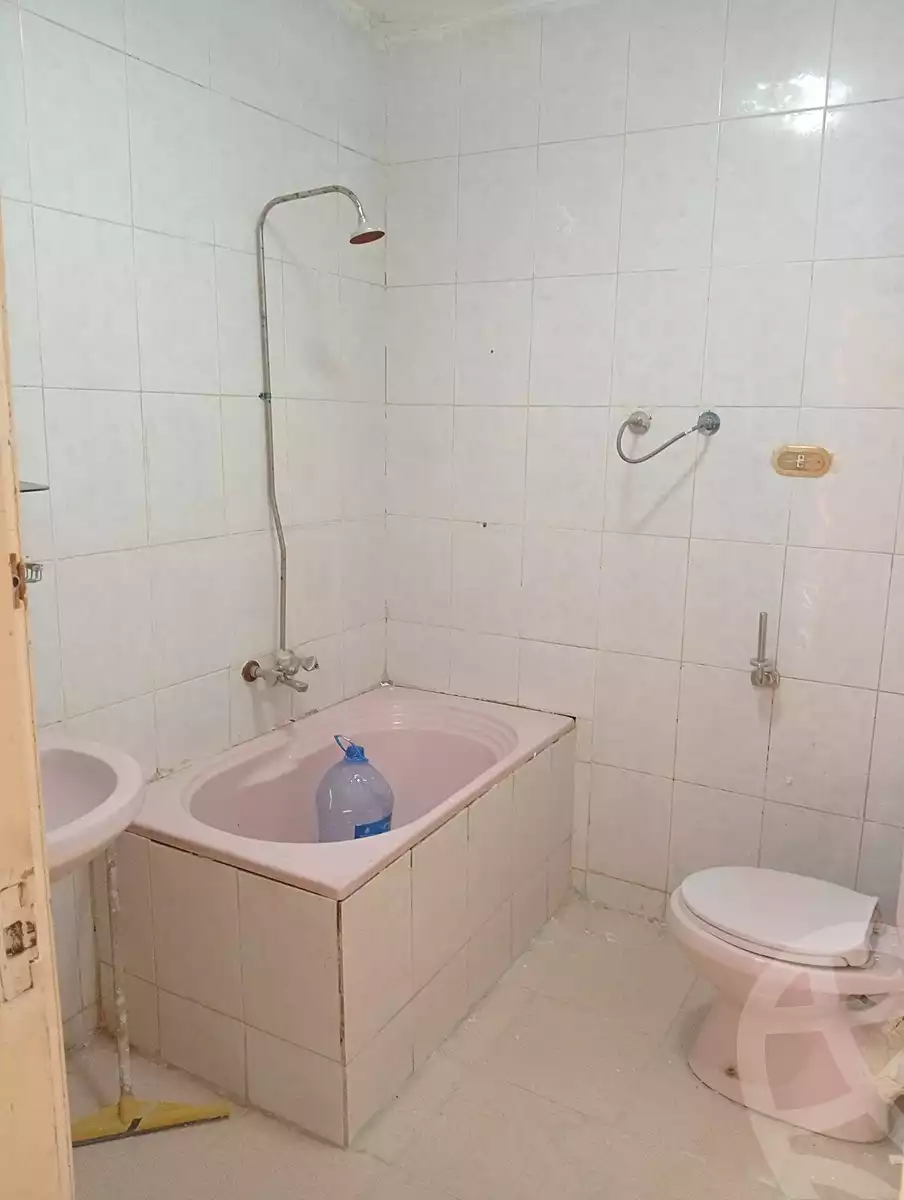 https://aqarmap.com.eg/en/listing/6654544-for-sale-alexandria-l-jmy-el-hanouvel-rich-home-st