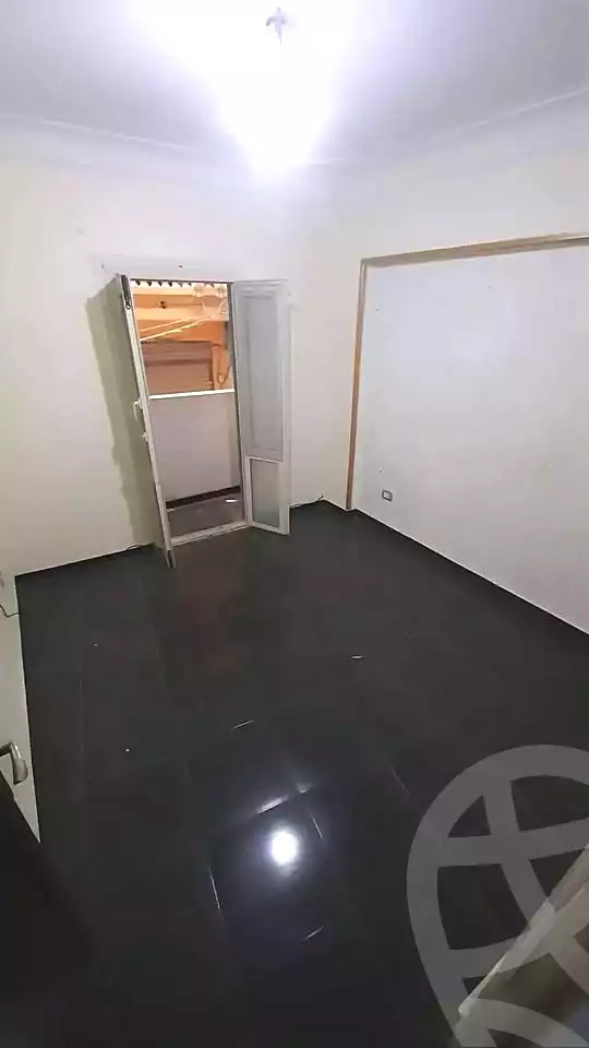 https://aqarmap.com.eg/ar/listing/6654878-for-sale-alexandria-l-jmy-lbytsh-ibrahim-othman-st