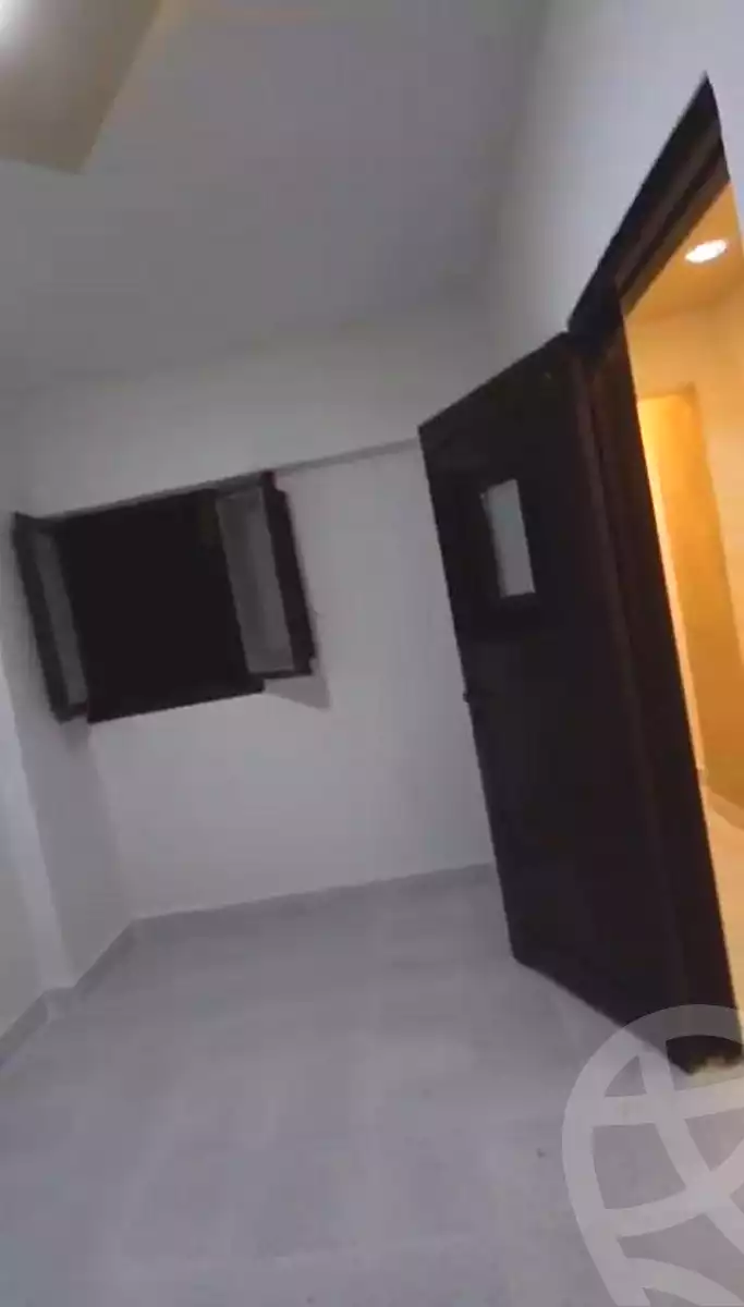 https://aqarmap.com.eg/ar/listing/6655391-for-sale-alexandria-l-jmy-bw-ywsf-hosni-mubarak-st