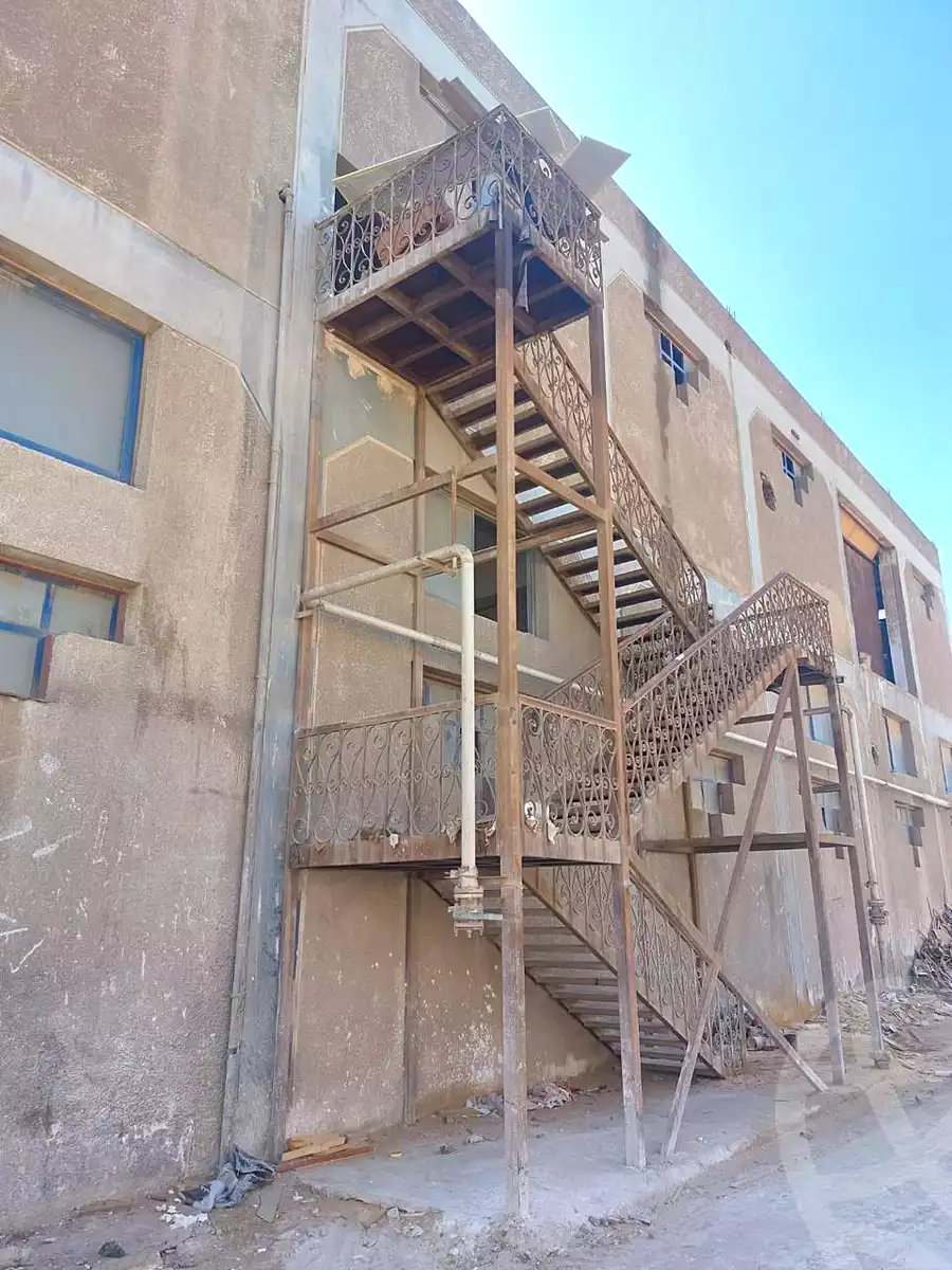 https://aqarmap.com.eg/ar/listing/6655687-for-sale-cairo-al-oubour-el-manateq-el-snaaya-first-industrial-zone