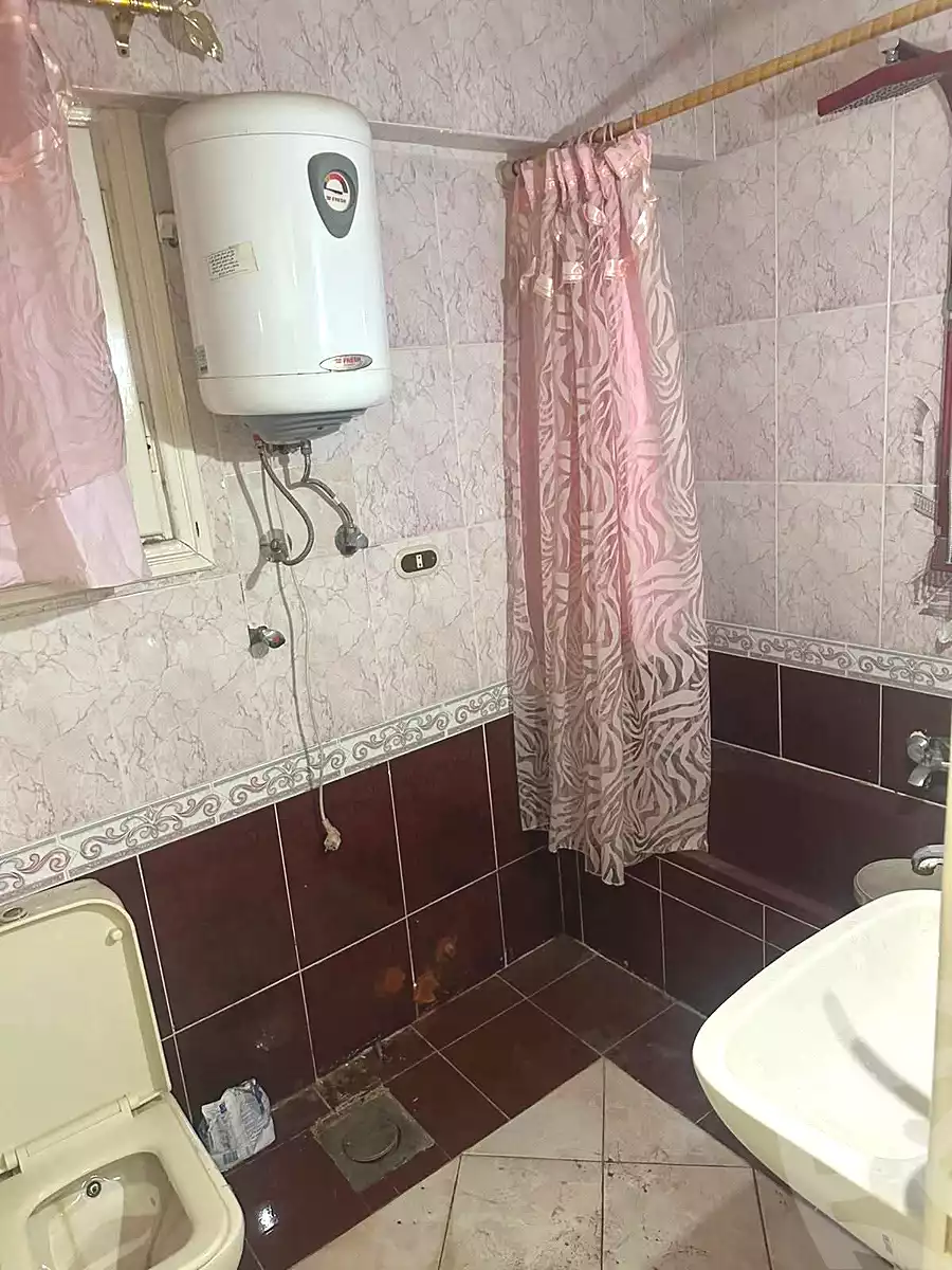 https://aqarmap.com.eg/en/listing/6656008-for-sale-alexandria-l-jmy-el-hanouvel