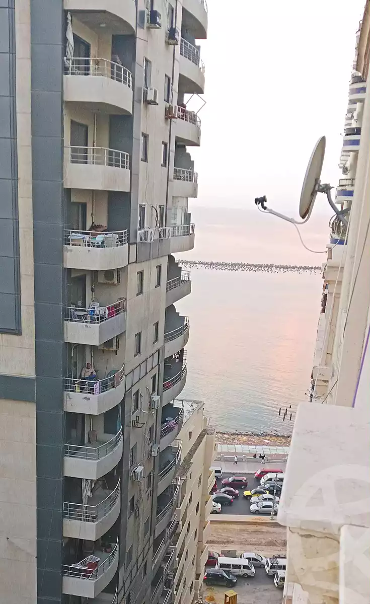 https://aqarmap.com.eg/en/listing/6656324-for-sale-alexandria-sydy-bshr-sydy-bshr-bhry-shr-khld-bn-lwlyd