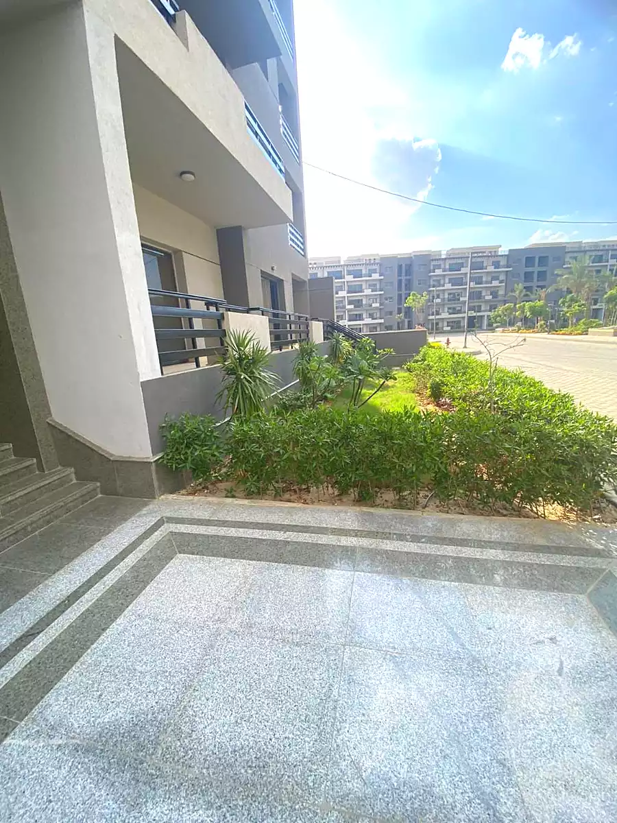 https://aqarmap.com.eg/ar/listing/6656375-for-sale-cairo-heliopolis-compounds-stoda-residence-il-cazar