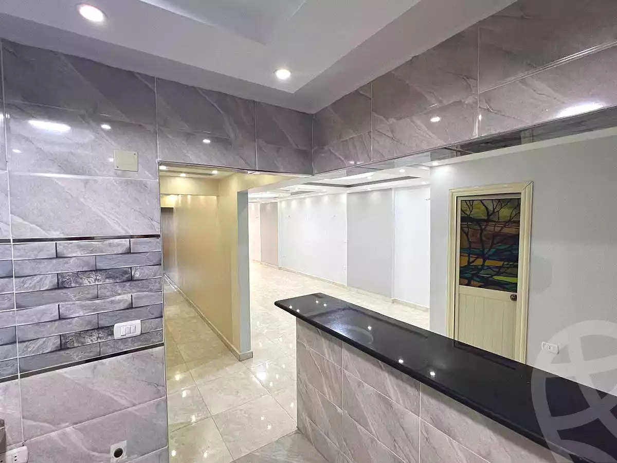 https://aqarmap.com.eg/ar/listing/6656702-for-rent-cairo-helwan-mostafa-fahmy-st