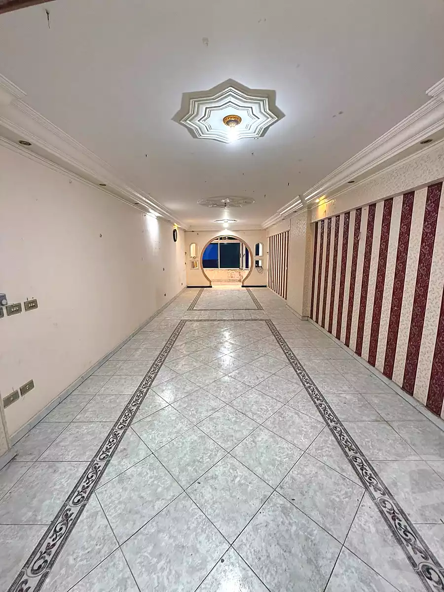 https://aqarmap.com.eg/ar/listing/6656747-for-sale-alexandria-sydy-bshr-sydy-bshr-bhry-shr-mhmd-njyb