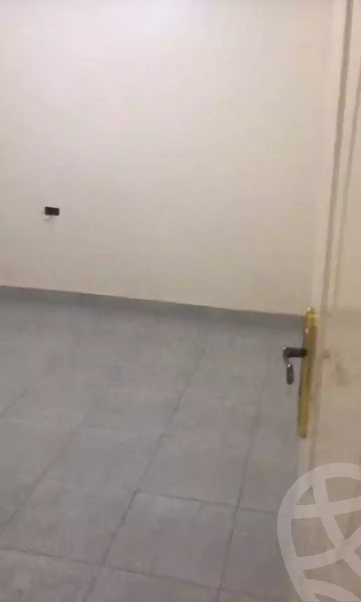 https://aqarmap.com.eg/en/listing/6657176-for-sale-cairo-helwan-hadayek-helwan-el-eshrein-st