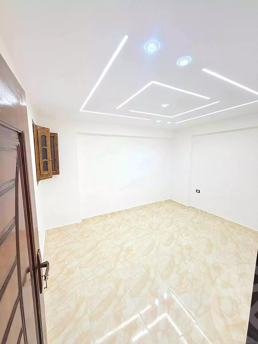 https://aqarmap.com.eg/en/listing/6657200-for-sale-alexandria-lsywf-el-falki
