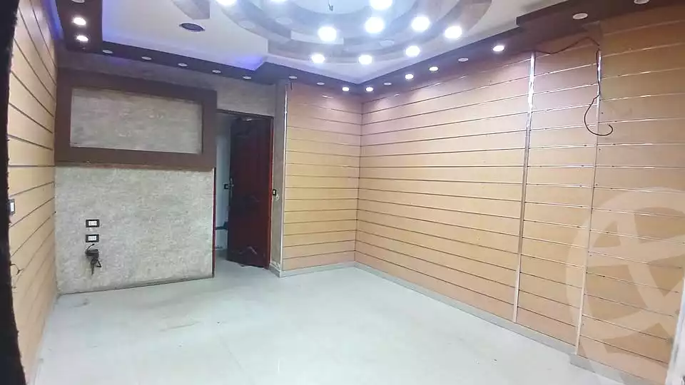 https://aqarmap.com.eg/ar/listing/6657326-for-sale-alexandria-lauran-shaarawy-st