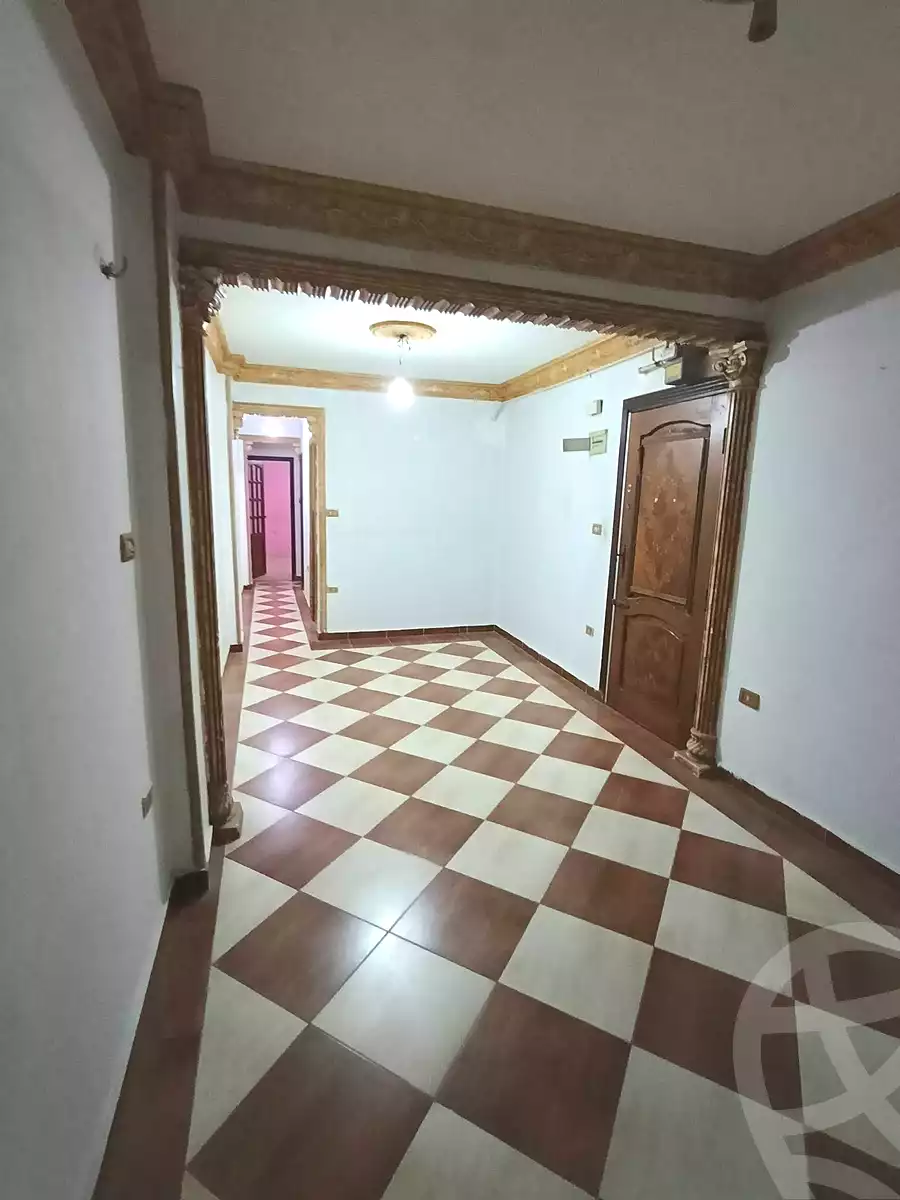 https://aqarmap.com.eg/en/listing/6657514-for-sale-alexandria-lsywf-el-falki