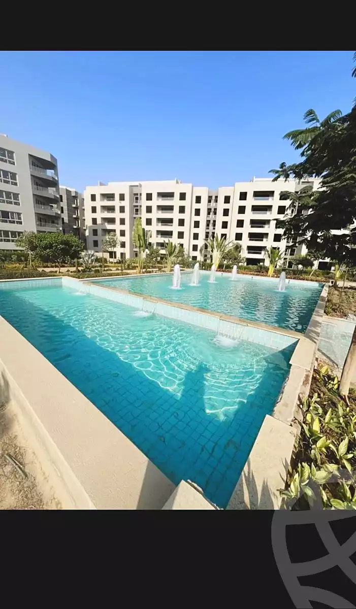 https://aqarmap.com.eg/ar/listing/6657756-for-sale-cairo-new-cairo-lmstqbl-syty-compounds-zyzyny-lmstqbl-rdk-llttwyr