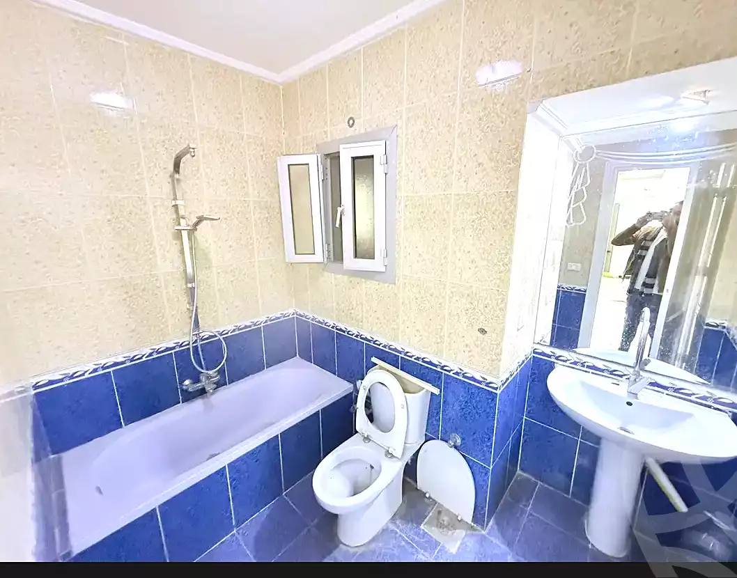 https://aqarmap.com.eg/ar/listing/6658609-for-sale-alexandria-sydy-bshr-sydy-bshr-bhry-shr-mhmwd-l-yswy