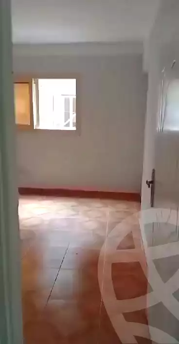https://aqarmap.com.eg/ar/listing/6658870-for-sale-alexandria-ibrahimia-al-shahid-moafaq-abbad-hatata-st