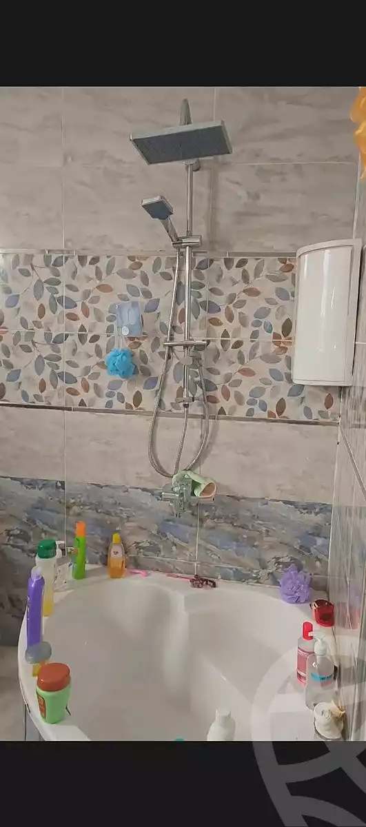 https://aqarmap.com.eg/ar/listing/6659175-for-sale-alexandria-sydy-bshr-sydy-bshr-bhry-ahmed-el-awamri-st