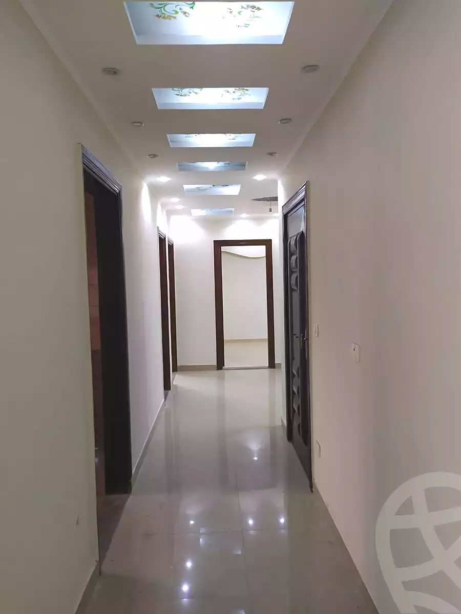 https://aqarmap.com.eg/ar/listing/6659178-for-sale-alexandria-camp-cesar-port-said-street