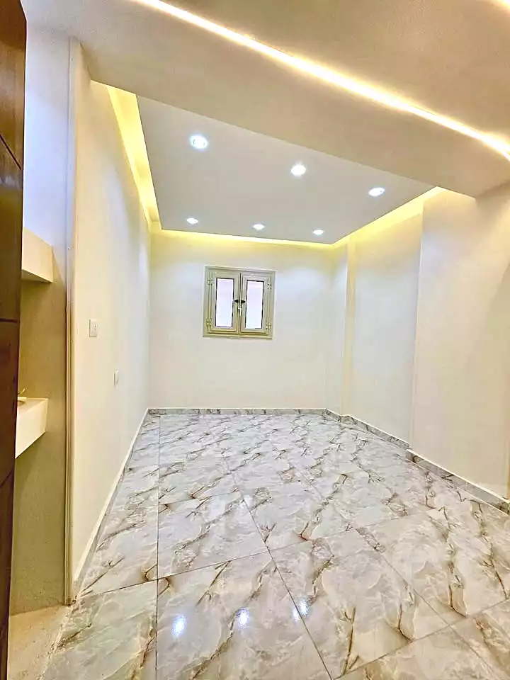 https://aqarmap.com.eg/ar/listing/6659258-for-sale-alexandria-el-asafra-l-sfr-bhry-atlas-st