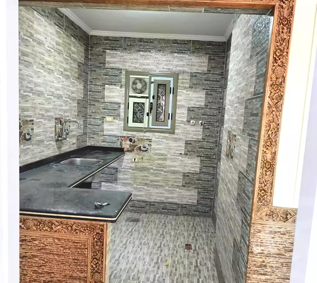 https://aqarmap.com.eg/en/listing/6659493-for-rent-alexandria-sydy-bshr