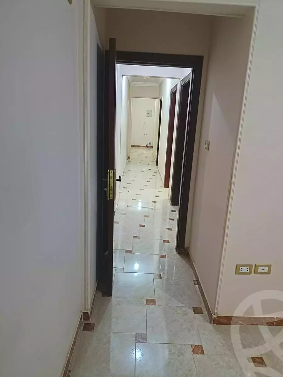 https://aqarmap.com.eg/ar/listing/6659643-for-rent-cairo-el-sheikh-zayed-city-el-hay-el-hady-ashaer