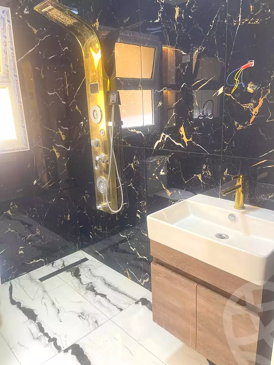 https://aqarmap.com.eg/ar/listing/6659725-for-sale-cairo-6th-of-october-hadaeq-october-kmbwnd-fy-hdyq-ktwbr-ashgar-city