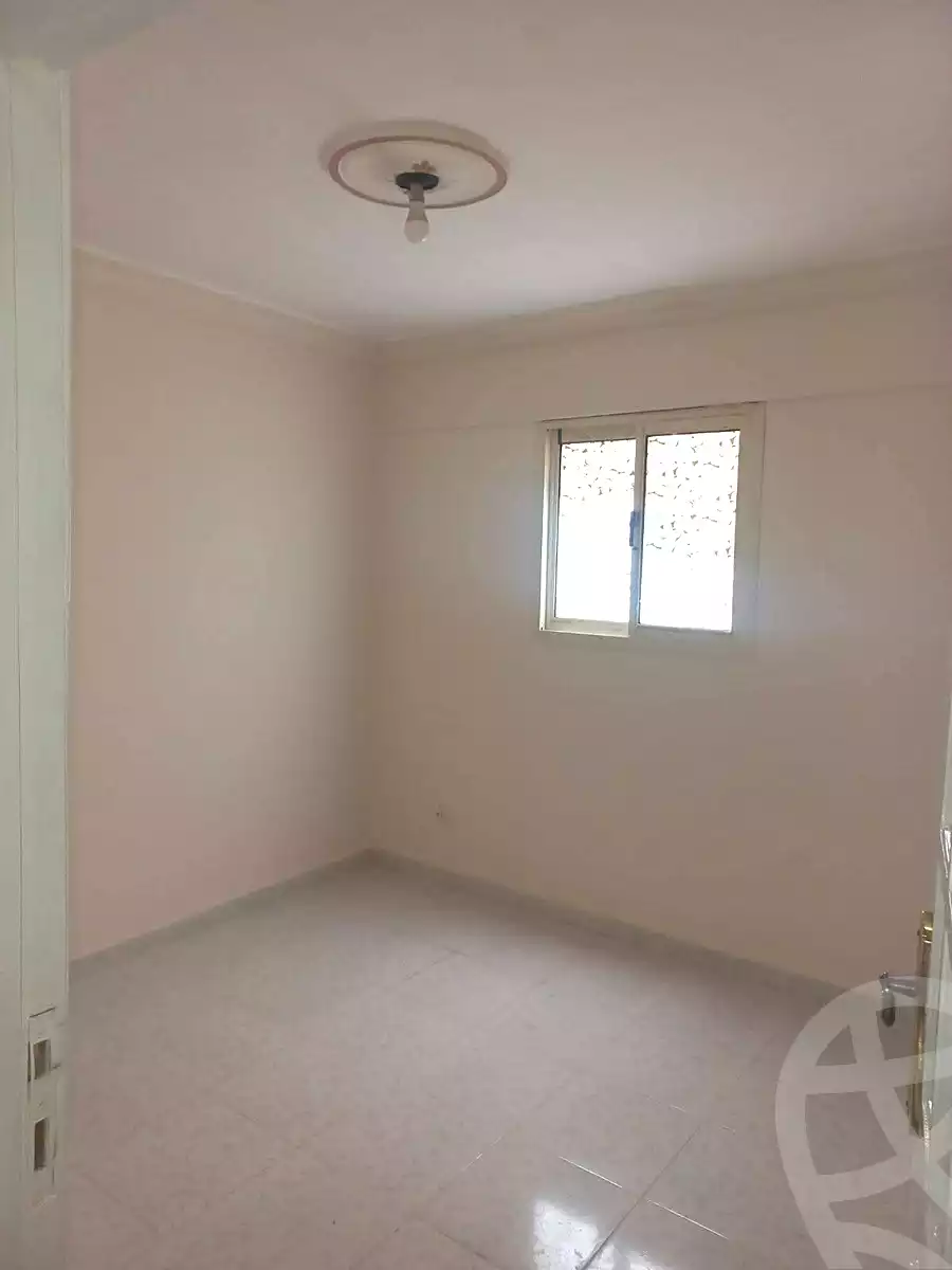 https://aqarmap.com.eg/ar/listing/6659764-for-rent-alexandria-el-asafra-shr-45