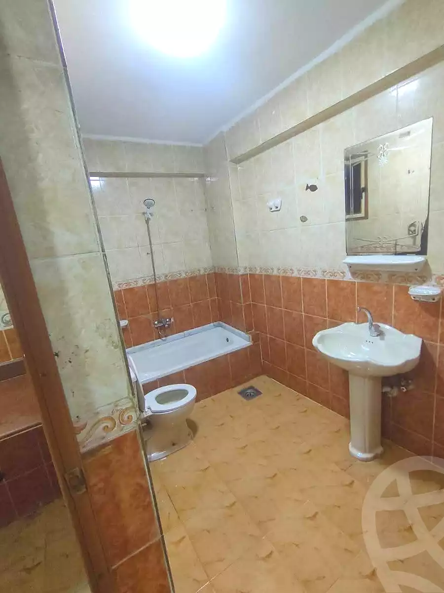 https://aqarmap.com.eg/ar/listing/6659810-for-sale-alexandria-lsywf-el-falki