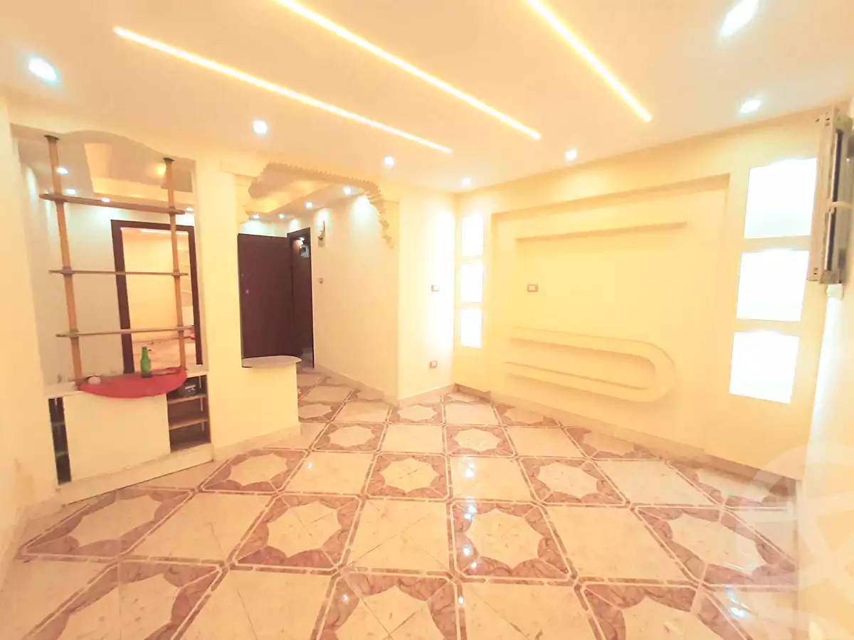 https://aqarmap.com.eg/ar/listing/6659863-for-sale-alexandria-ganaklis