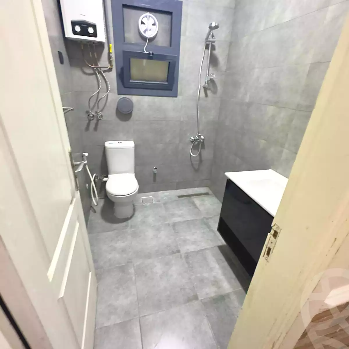 https://aqarmap.com.eg/ar/listing/6660154-for-rent-cairo-el-sheikh-zayed-city-compounds-el-mostaqbal-city
