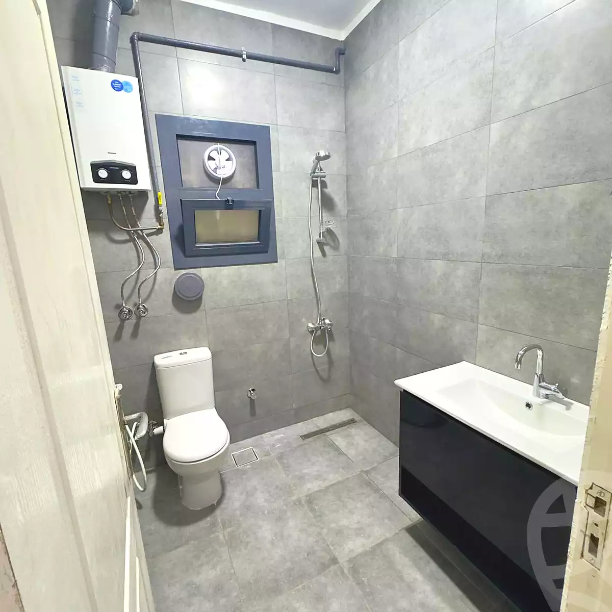 https://aqarmap.com.eg/ar/listing/6660154-for-rent-cairo-el-sheikh-zayed-city-compounds-el-mostaqbal-city