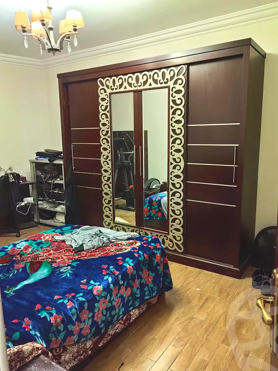 شقة بـ٤ غرف نوم في بيفرلي هيلز، صورة ٨ من ١٢
