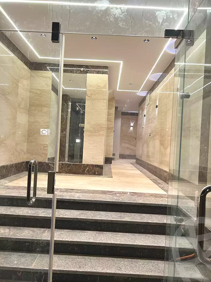 https://aqarmap.com.eg/ar/listing/6660533-for-sale-cairo-el-sheikh-zayed-city-el-hay-elthamen-area-3