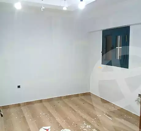 https://aqarmap.com.eg/ar/listing/6660733-for-sale-alexandria-moharram-bey-kanal-al-mahmoudeya-al-bahri-st