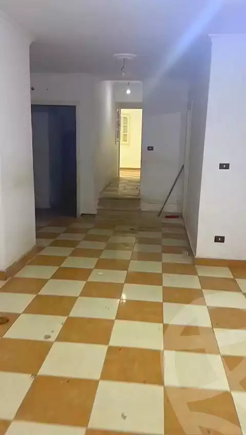 https://aqarmap.com.eg/ar/listing/6660910-for-sale-alexandria-camp-cesar-tiba-st