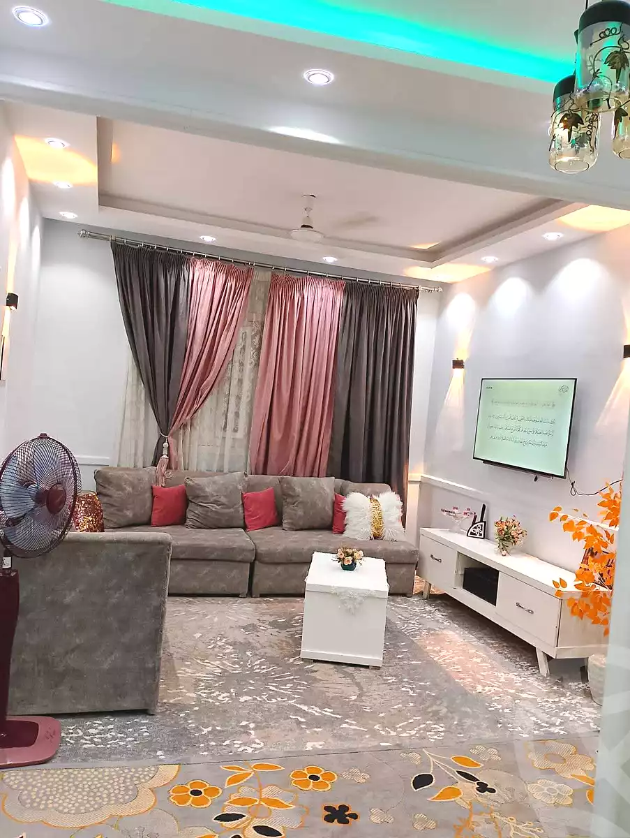 https://aqarmap.com.eg/ar/listing/6660974-for-sale-cairo-helwan-helwan-el-sharkeya-sameh-st