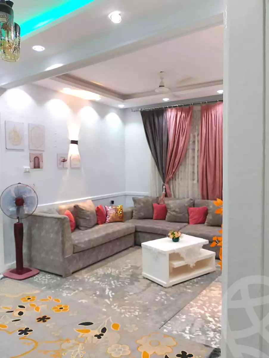 https://aqarmap.com.eg/ar/listing/6660974-for-sale-cairo-helwan-helwan-el-sharkeya-sameh-st