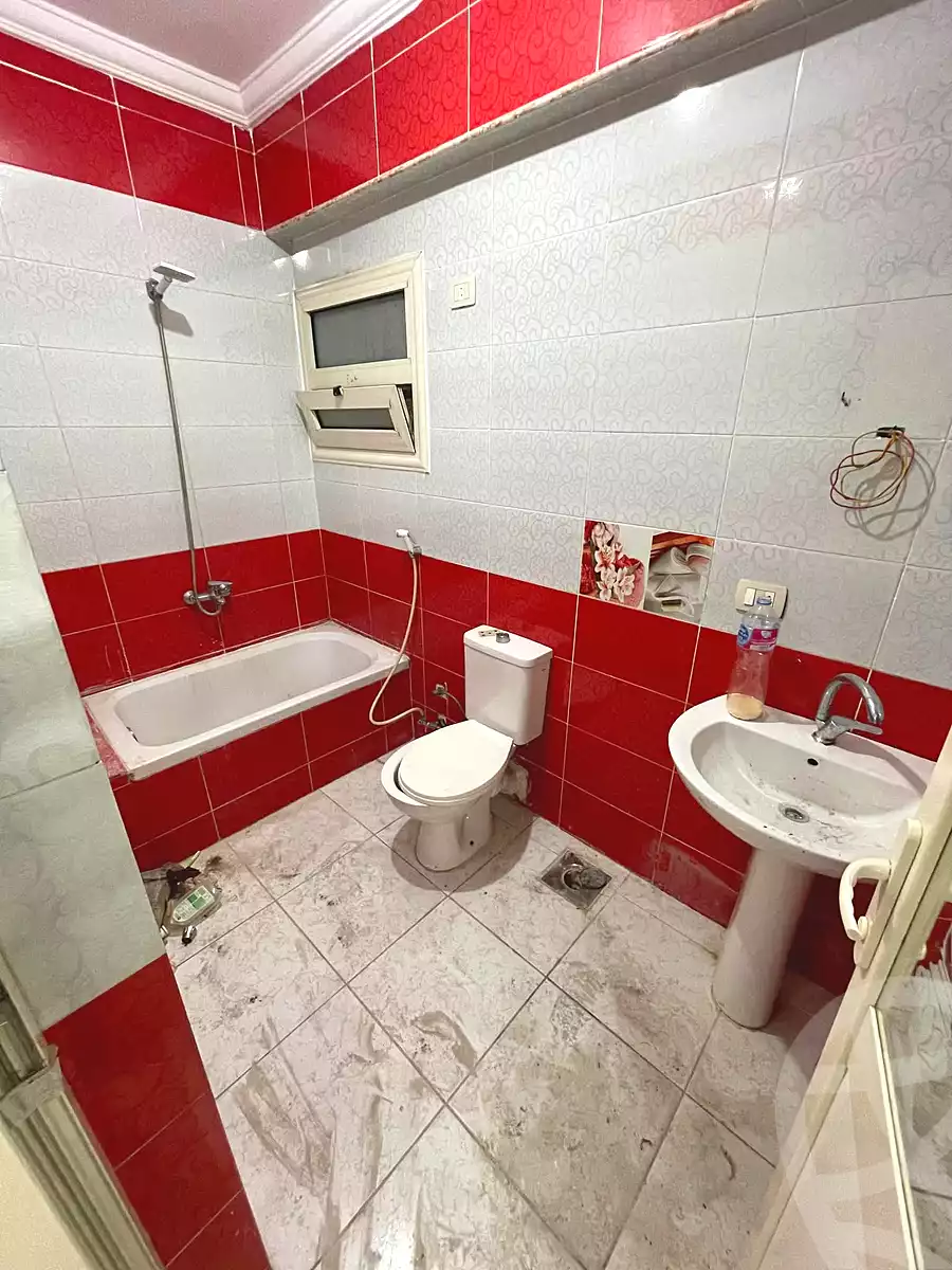 https://aqarmap.com.eg/ar/listing/6661105-for-sale-alexandria-camp-cesar-port-said-street