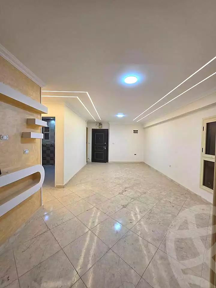 https://aqarmap.com.eg/ar/listing/6661336-for-sale-alexandria-el-mandara-shr-mlk-hfny
