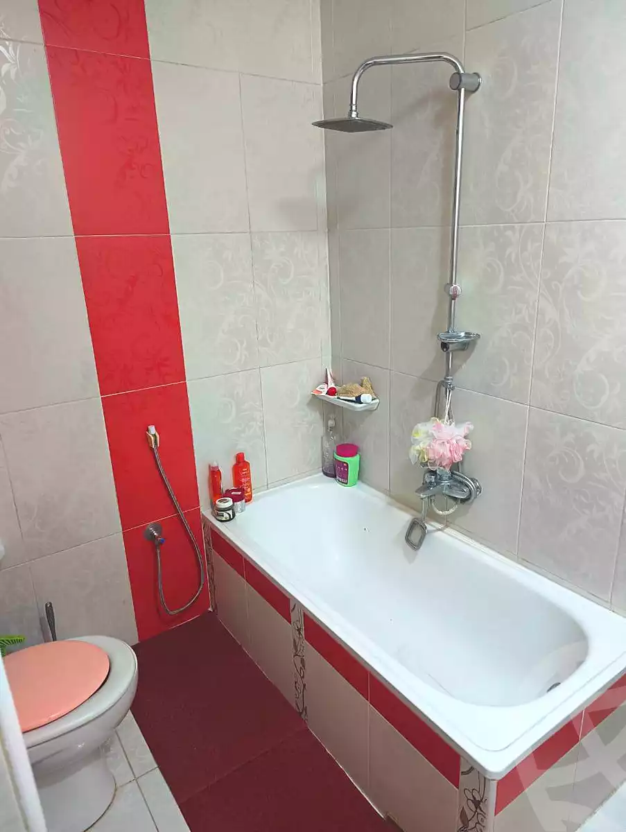 https://aqarmap.com.eg/en/listing/6661627-for-sale-cairo-helwan-zou-el-fekar-basha-st