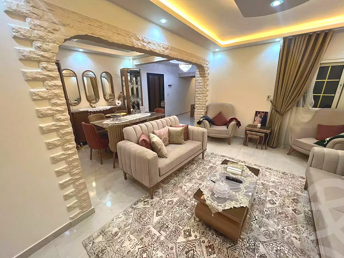 https://aqarmap.com.eg/en/listing/6661682-for-sale-cairo-ain-shams-jsr-lswys