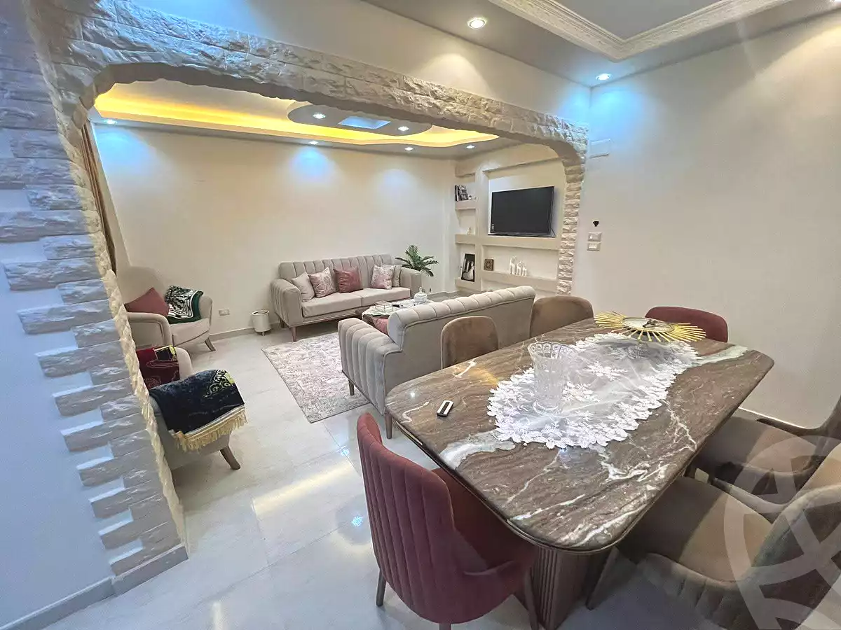 https://aqarmap.com.eg/en/listing/6661682-for-sale-cairo-ain-shams-jsr-lswys
