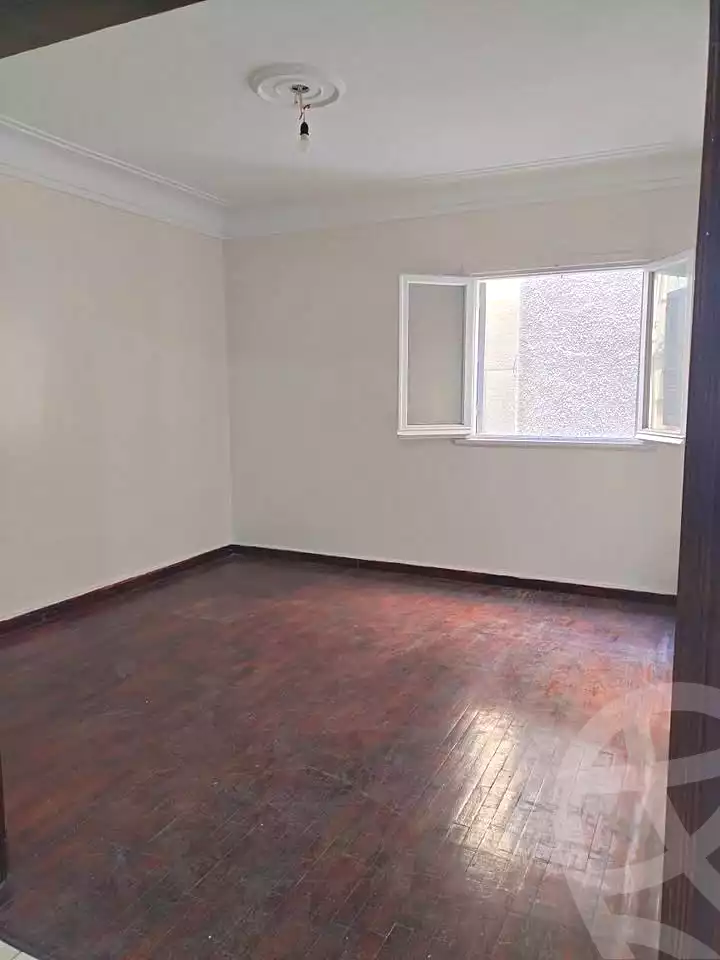https://aqarmap.com.eg/ar/listing/6662409-for-sale-alexandria-tharwat