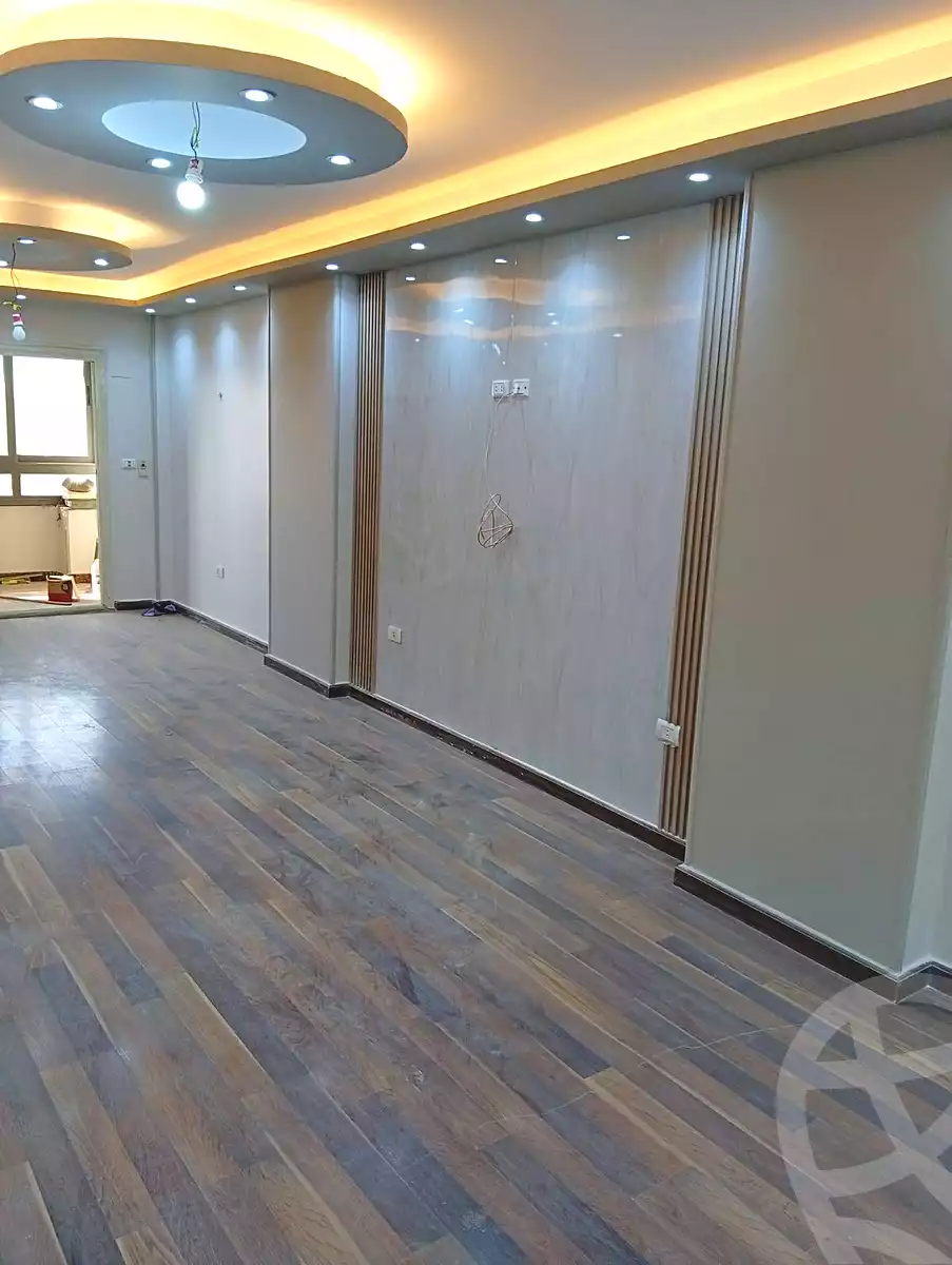 https://aqarmap.com.eg/en/listing/6662729-for-sale-cairo-helwan-helwan-el-sharkeya-ryad-pasha-st
