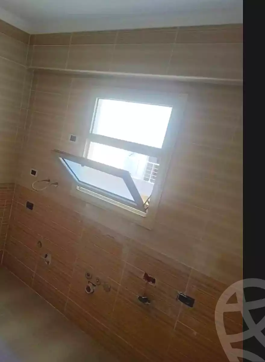 https://aqarmap.com.eg/en/listing/6662886-for-rent-alexandria-lsywf-el-karma-compound