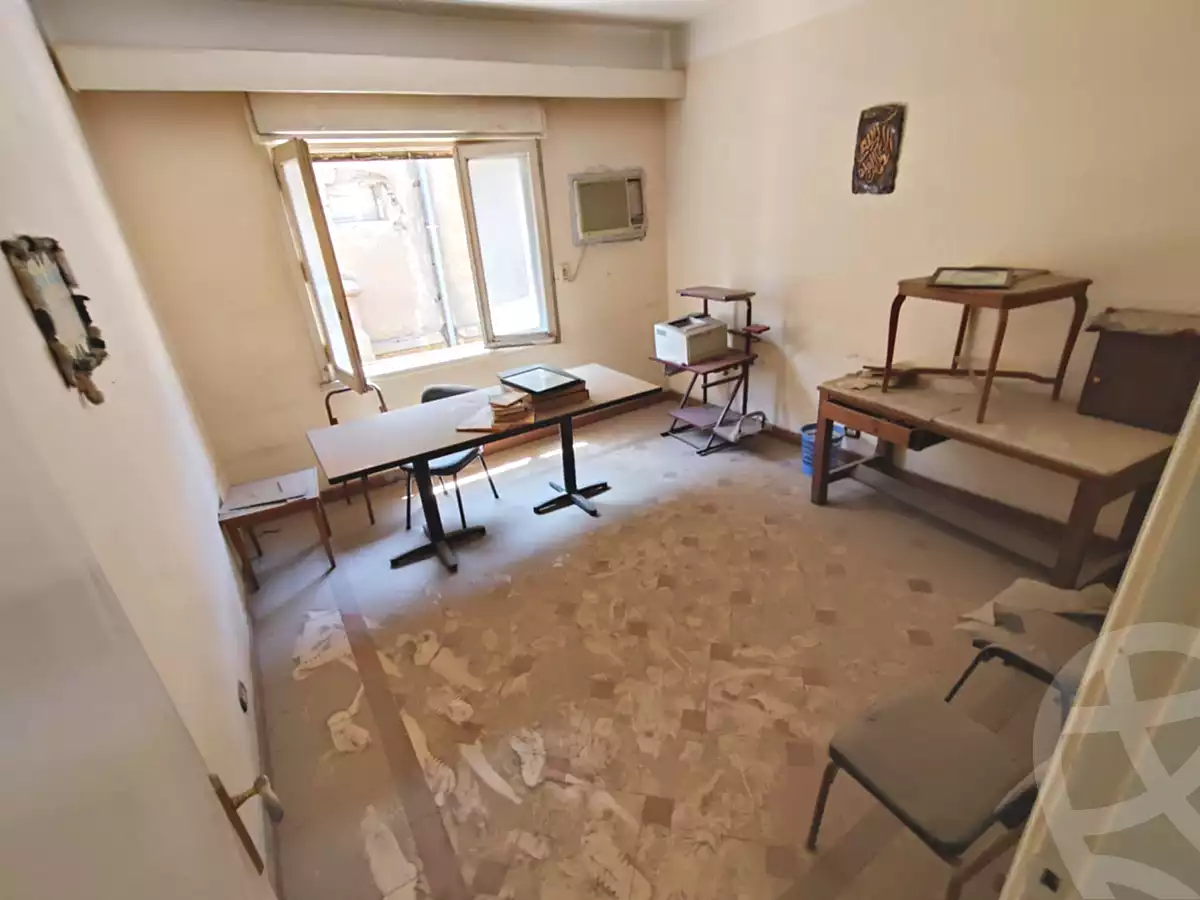 https://aqarmap.com.eg/en/listing/6662857-for-rent-cairo-downtown-bab-el-loaa-noubar-st