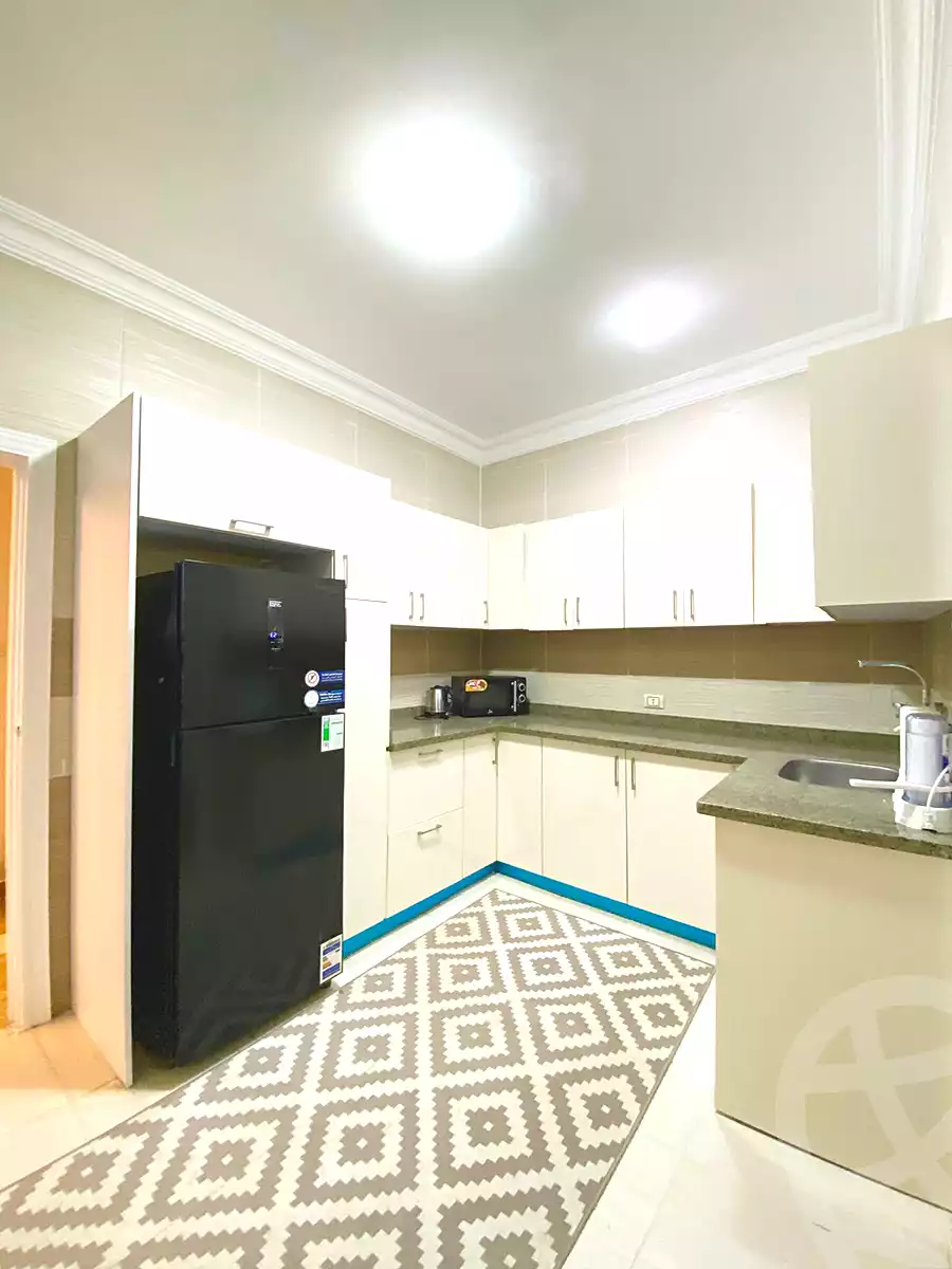 https://aqarmap.com.eg/ar/listing/6663137-for-rent-cairo-new-cairo-compounds-el-mostashareen-compound
