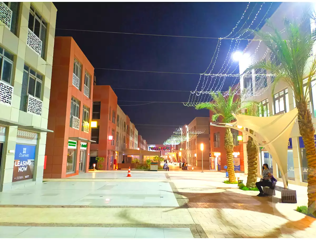 https://aqarmap.com.eg/ar/listing/6663177-for-sale-cairo-el-sheikh-zayed-city-compounds-the-courtyard-mall-dorra