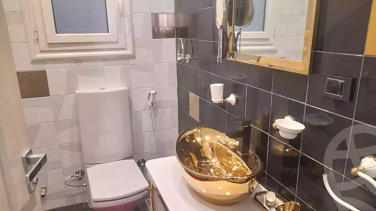 https://aqarmap.com.eg/en/listing/6663593-for-rent-cairo-el-sheikh-zayed-city-compounds-beverly-hills