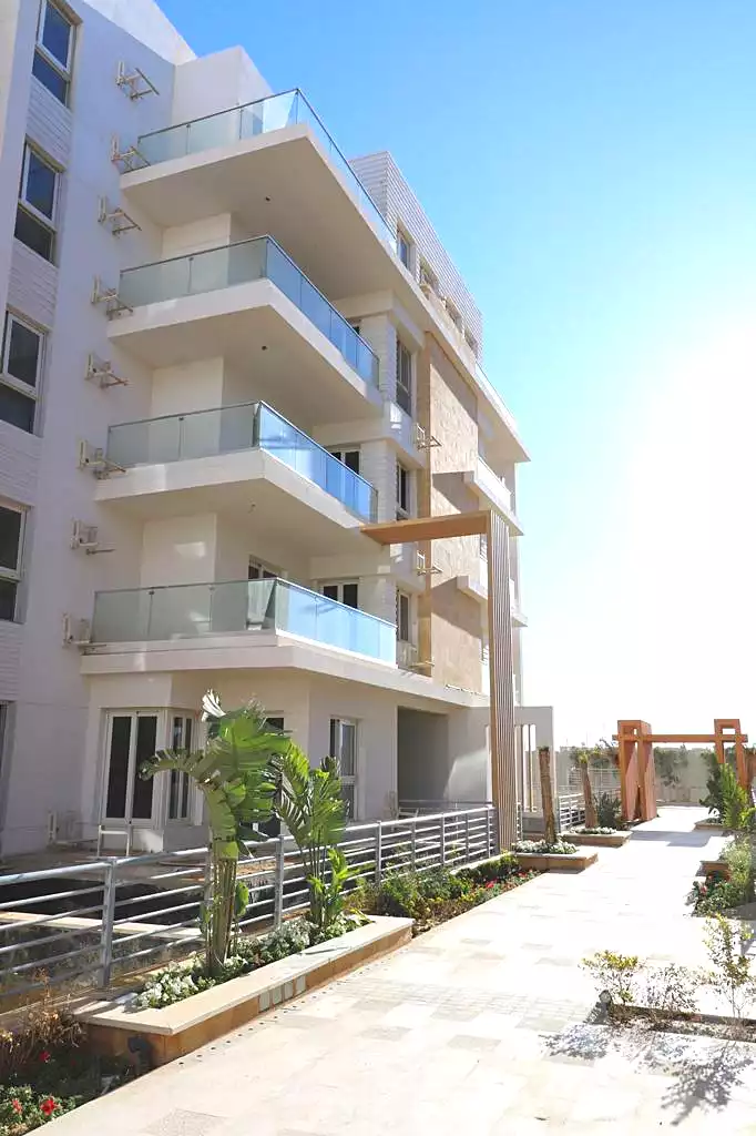 https://aqarmap.com.eg/ar/listing/6663658-for-sale-cairo-6th-of-october-compounds-mountain-view-icity-october-mv-park-mountain-view-icity-october