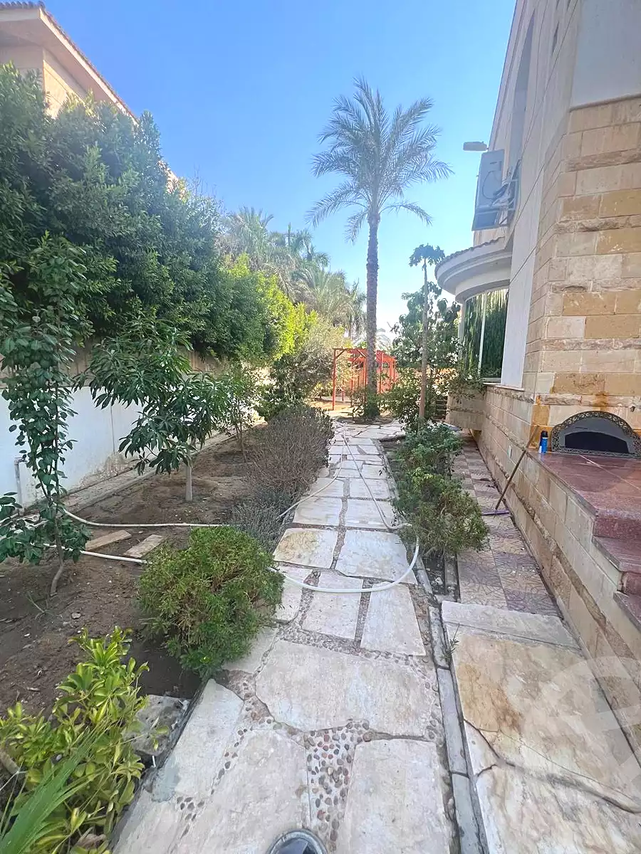 https://aqarmap.com.eg/en/listing/6663939-for-sale-cairo-el-shorouk-compounds-daheyet-el-nakheel